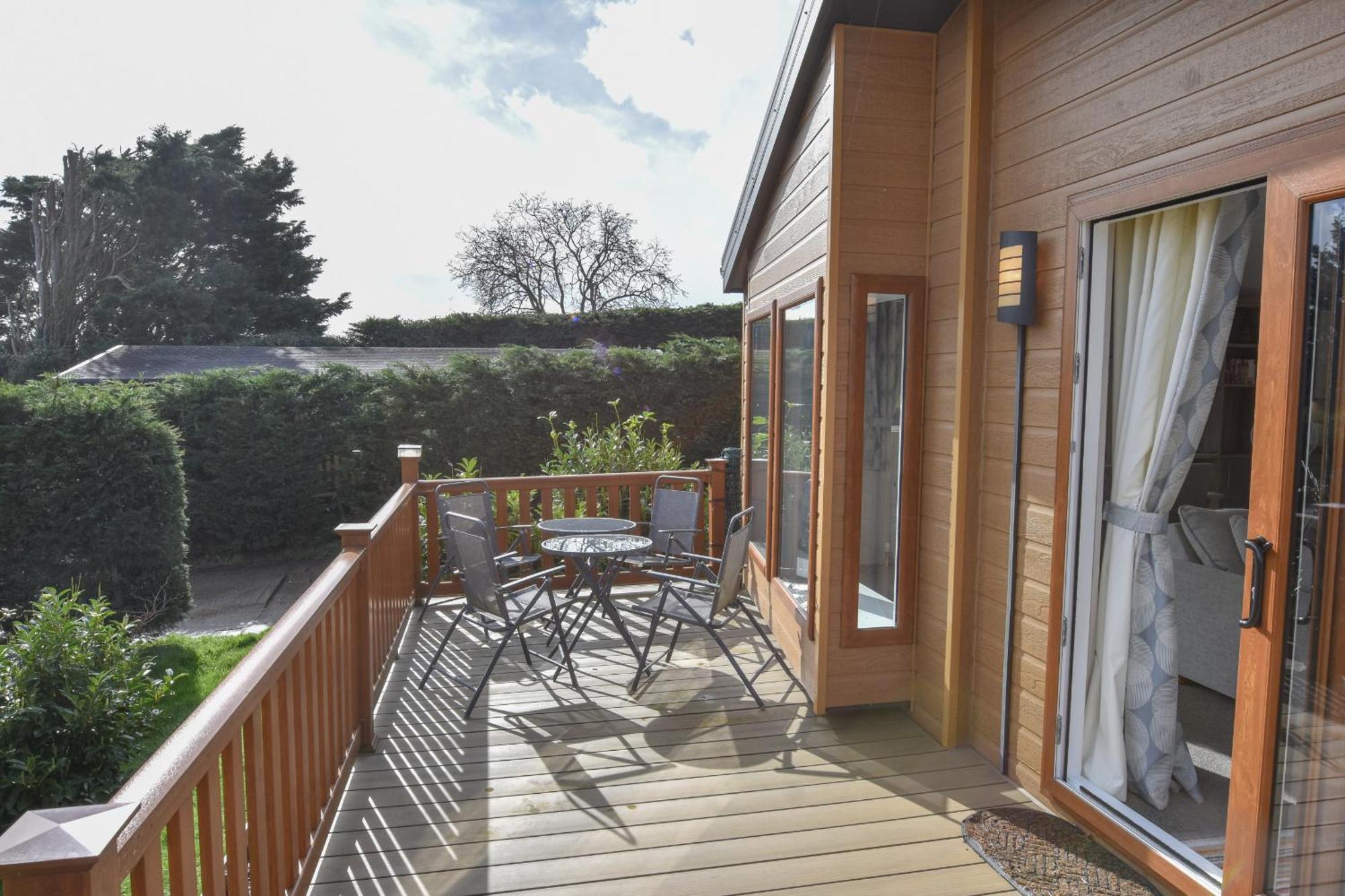 Rowan A Welcoming Countryside Lodge Ryde  Exterior photo